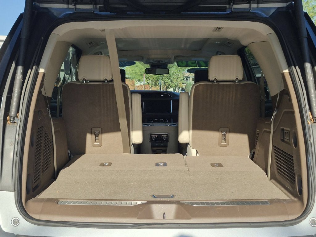 Used 2023 GMC Yukon Denali AWD/4WD image 31