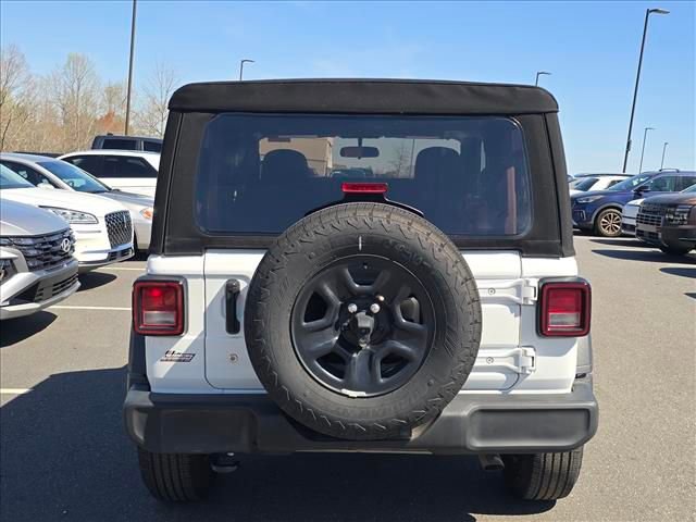 Used 2024 Jeep Wrangler Sport image 4