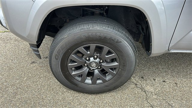 Used 2020 Toyota Tacoma SR5 image 8