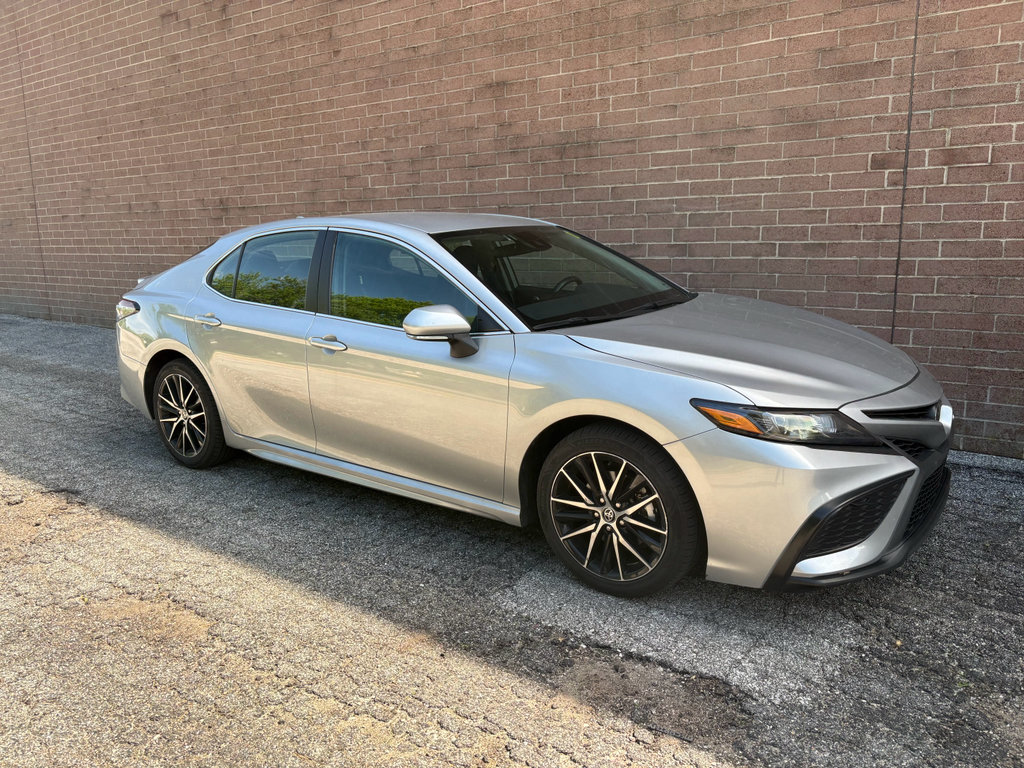 Used 2024 Toyota Camry SE FWD image 8