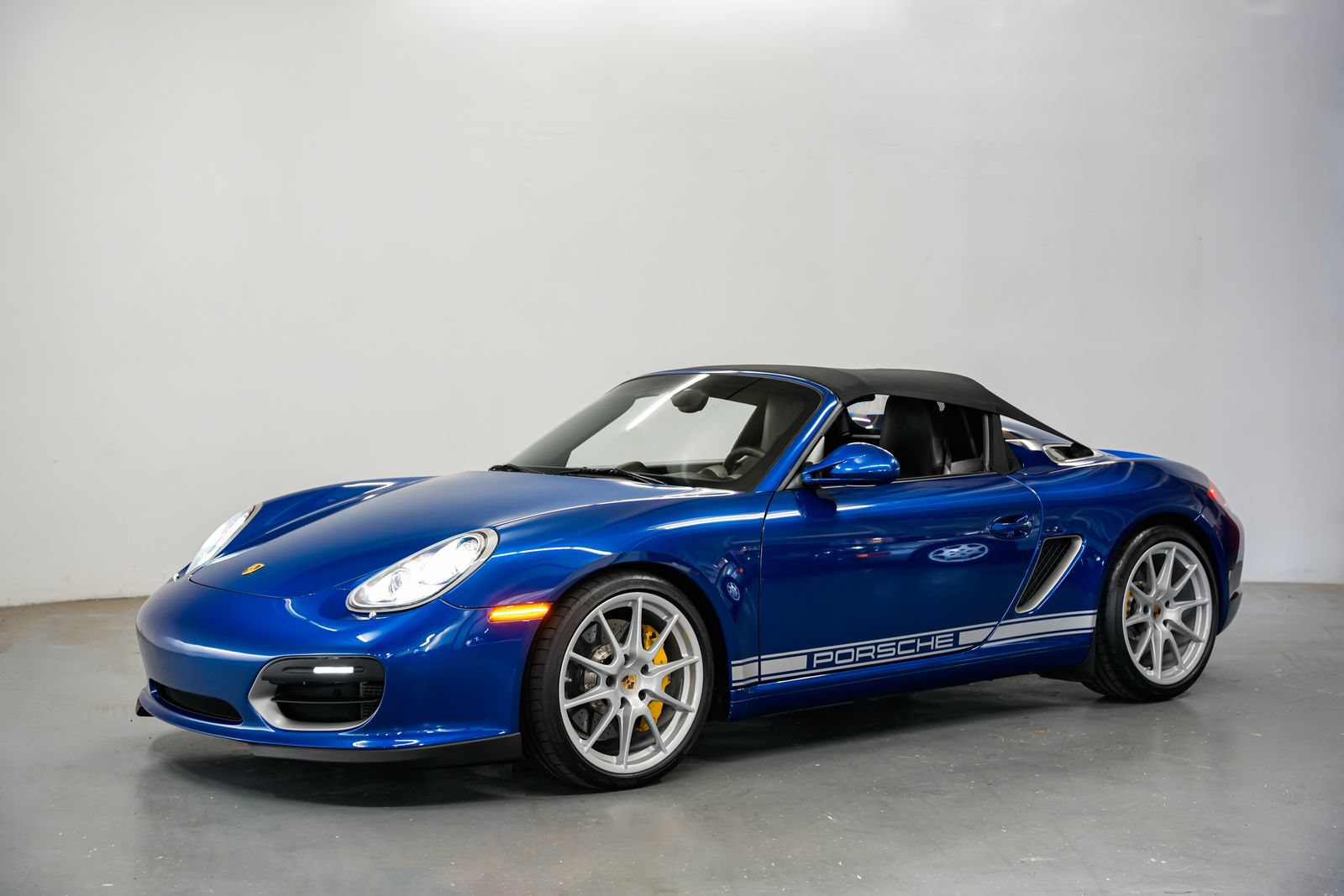 Used 2011 Porsche Boxster Spyder RWD image 6