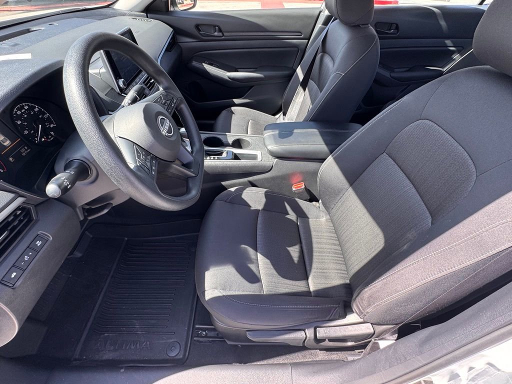 Certified 2025 Nissan Altima 2.5 S image 11