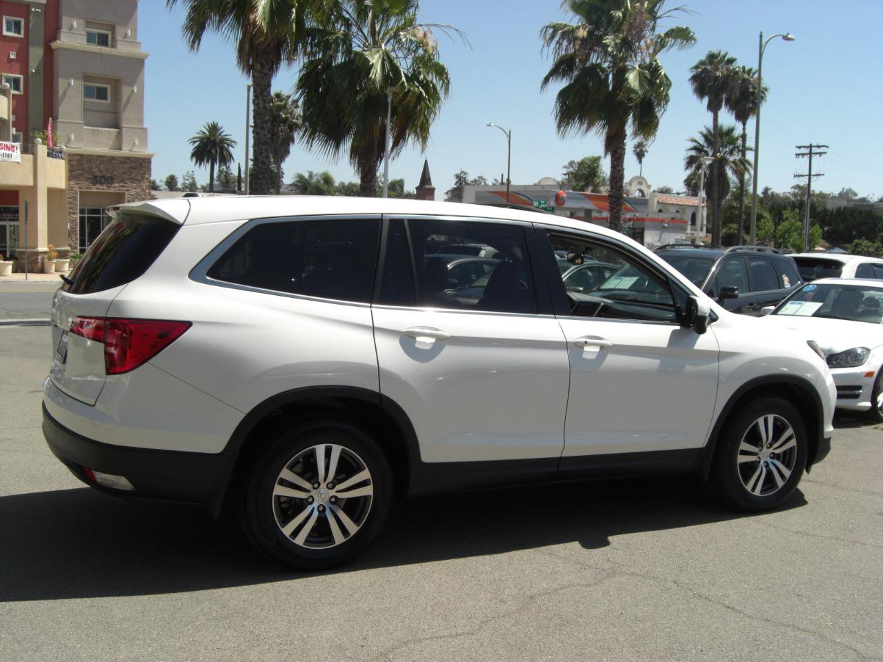 Used 2017 Honda Pilot EX-L image 16