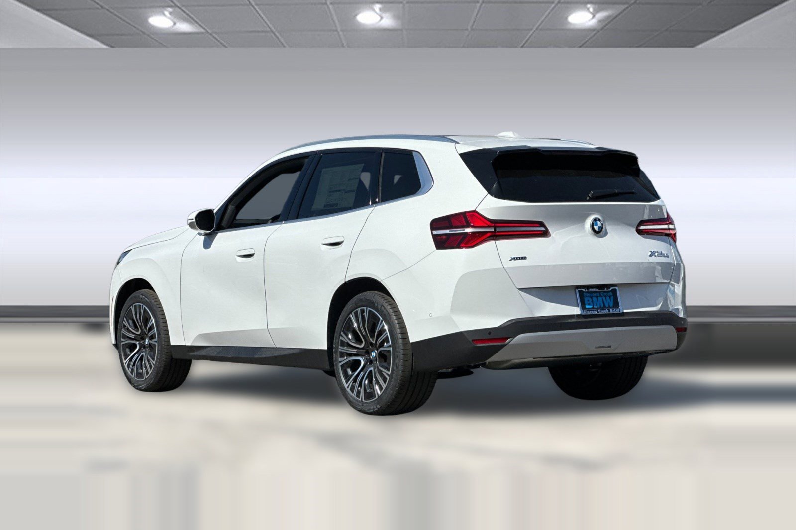 Used 2025 BMW X3 xDrive30i w/ Convenience Package image 3