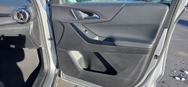 Used 2025 Chevrolet Equinox LT image 14