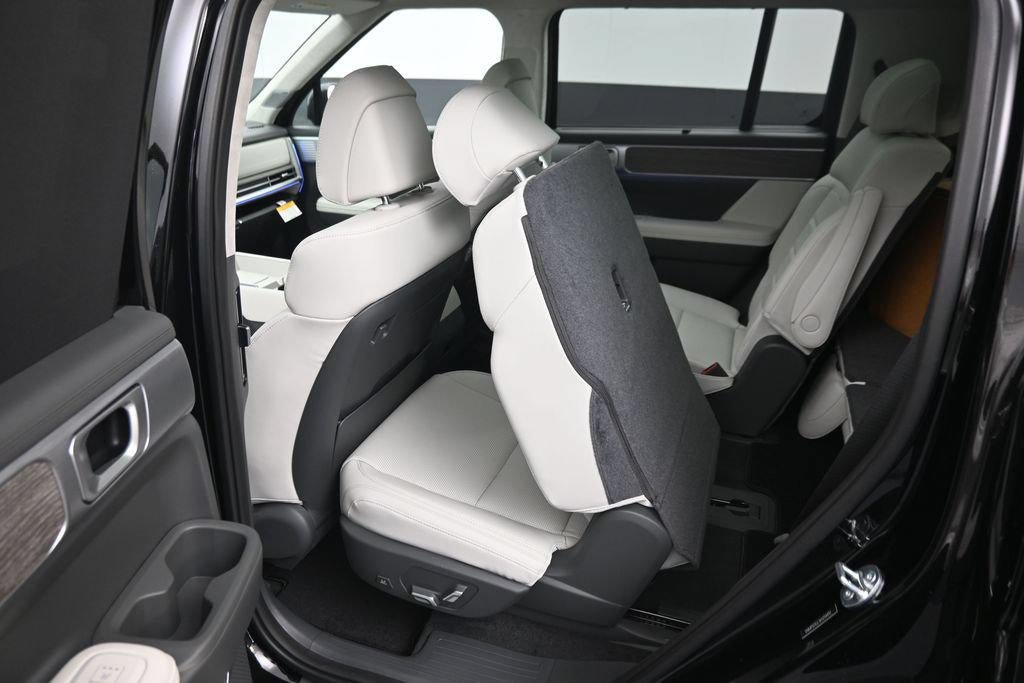 New 2027 Hyundai Santa Fe Calligraphy AWD/4WD image 30