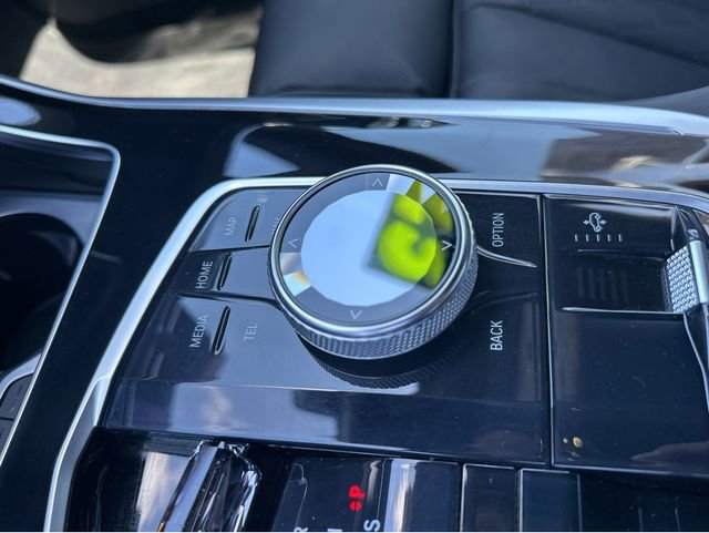 Used 2023 BMW X7 xDrive40i w/ Executive Package image 29