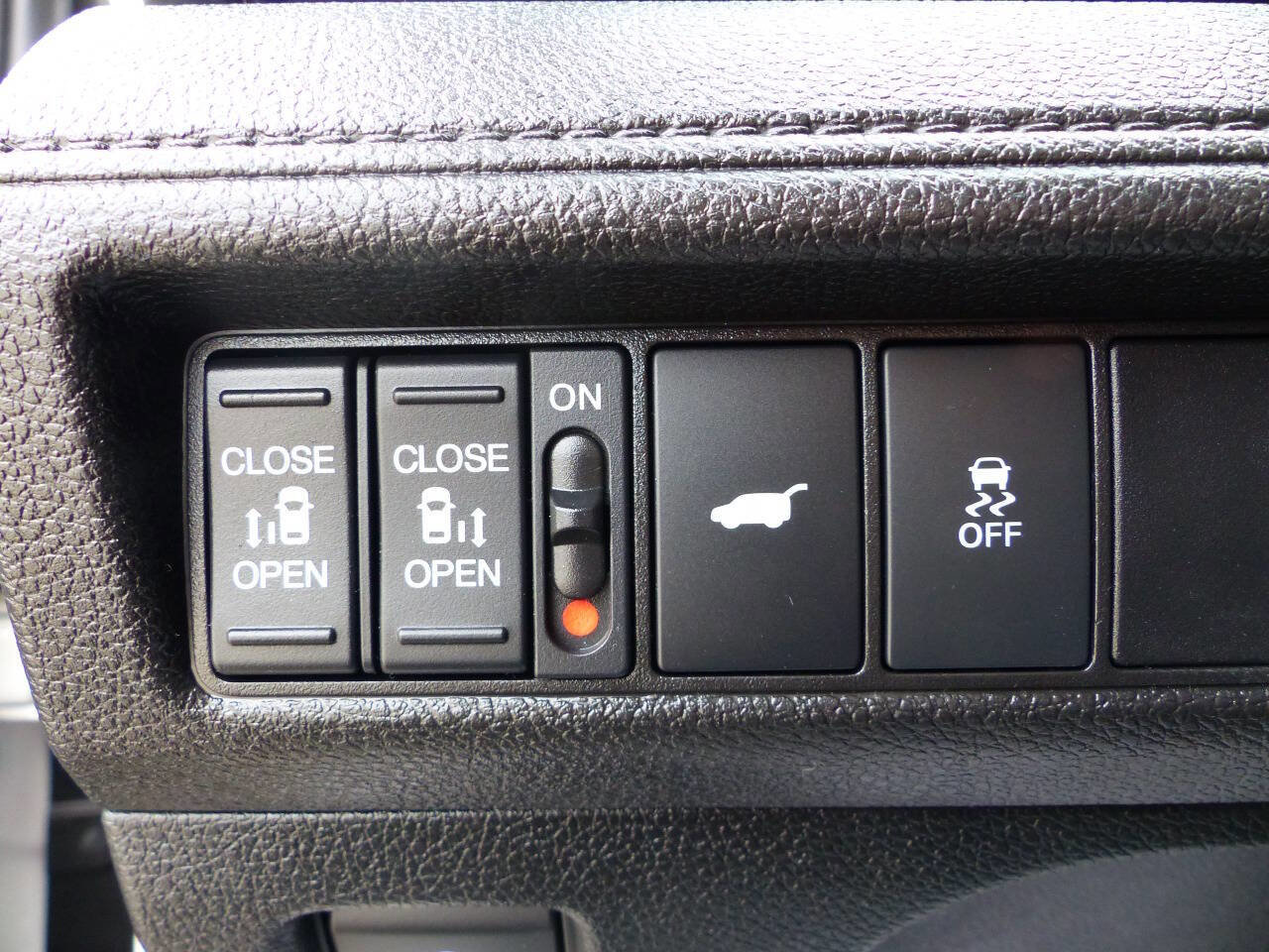 Used 2025 Honda Odyssey EX-L image 22