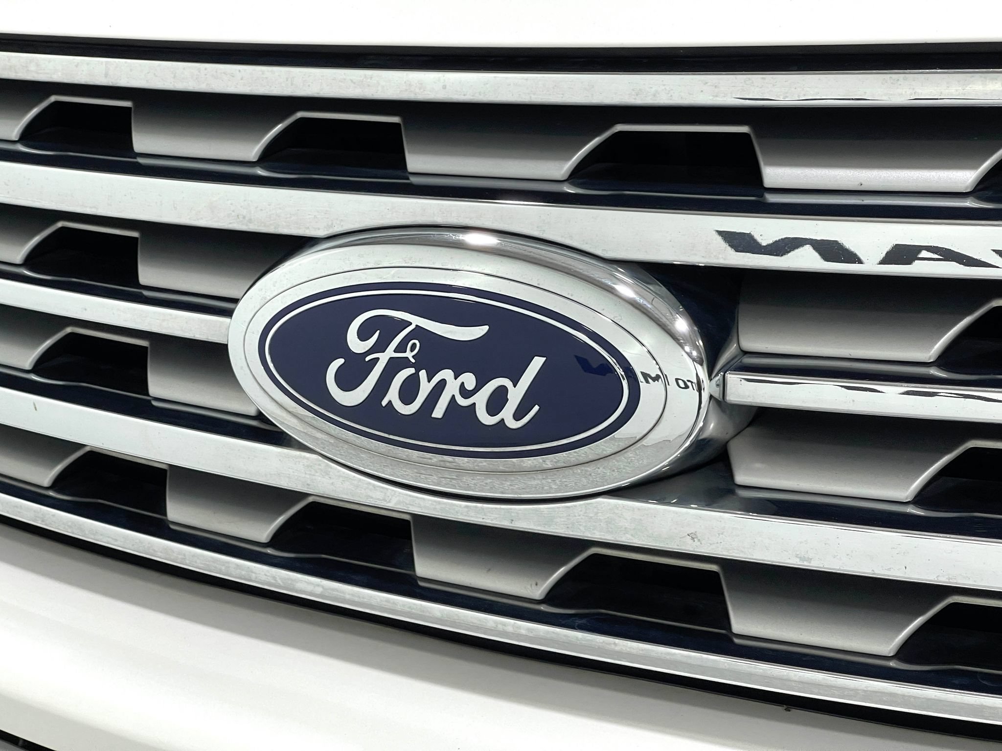 Used 2018 Ford Expedition Max Limited w/ Equipment Group 301A AWD/4WD image 39