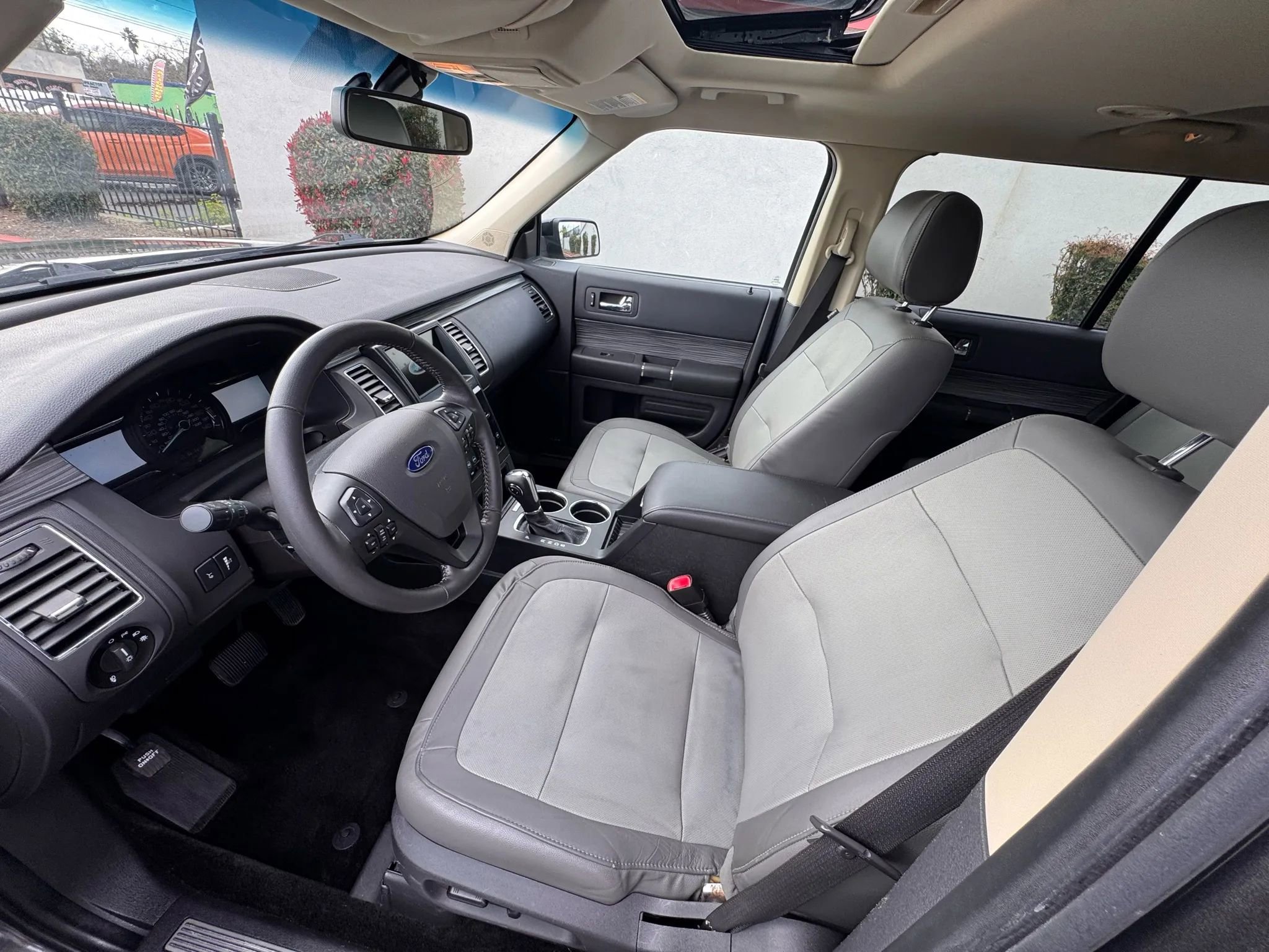 Used 2018 Ford Flex Limited w/ Equipment Group 301A image 10