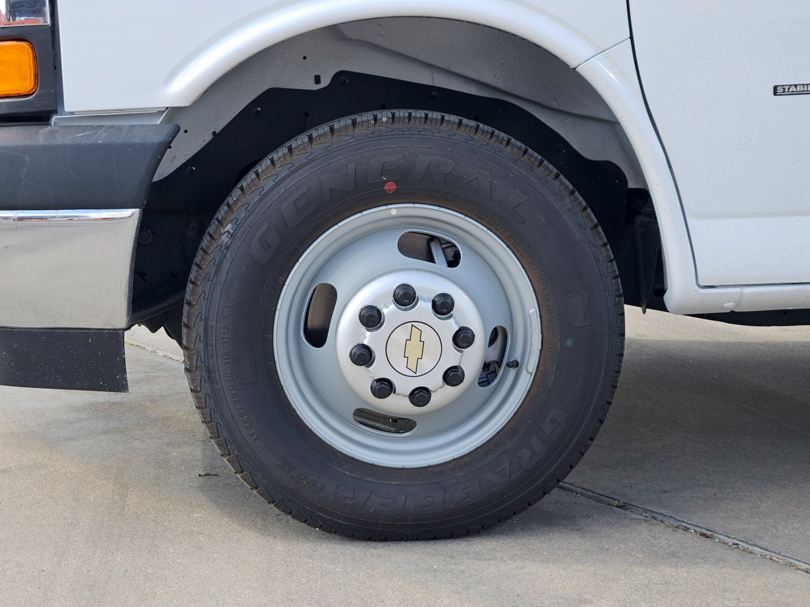 New 2026 Chevrolet Express 3500 w/ Power Convenience Package RWD image 7