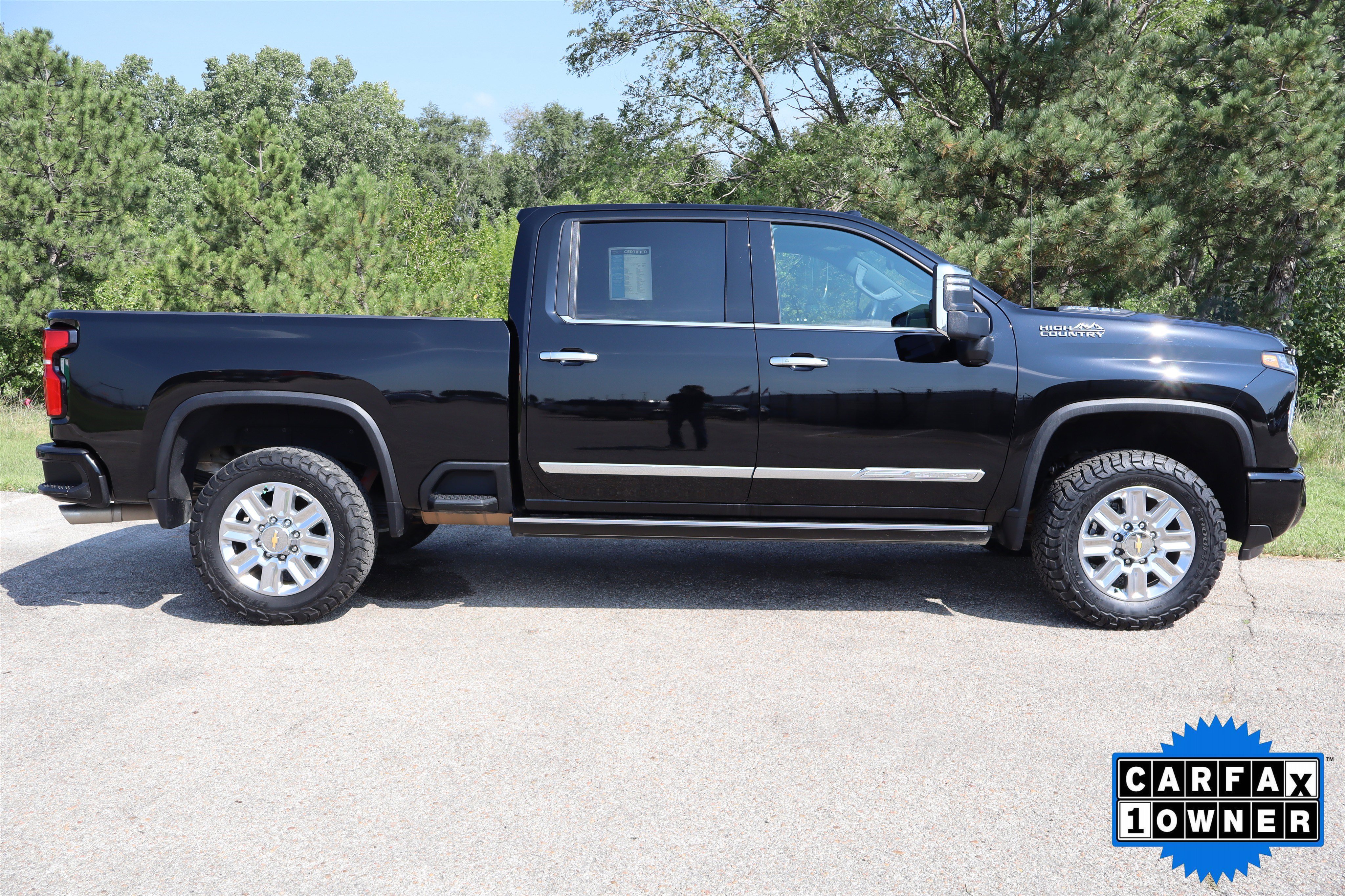 Used 2025 Chevrolet Silverado 2500 High Country w/ Technology Package image 4