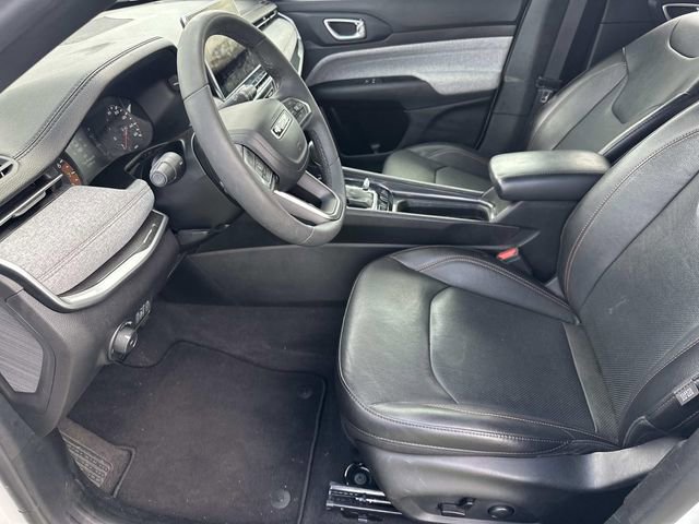 Used 2023 Jeep Compass Latitude image 19