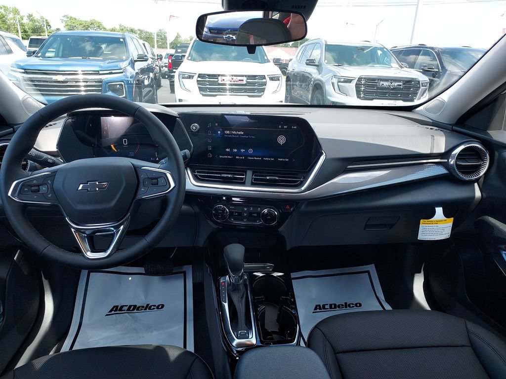 New 2026 Chevrolet Trax ACTIV w/ Driver Confidence Package FWD image 12