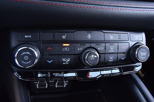 Used 2024 Dodge Durango GT image 15