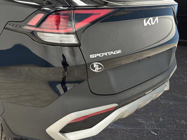 Used 2023 Kia Sportage EX image 31