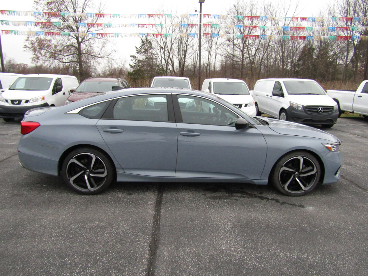 Used 2021 Honda Accord Sport image 8