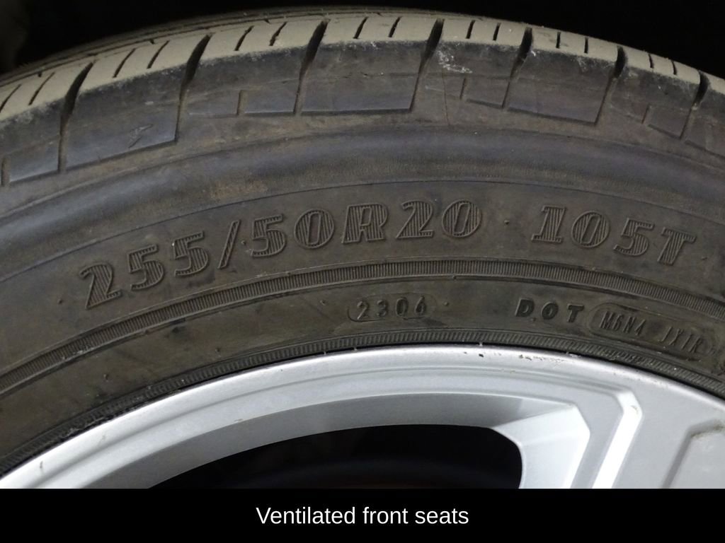 Used 2019 Audi e-tron Prestige w/ Prestige Package AWD/4WD image 42