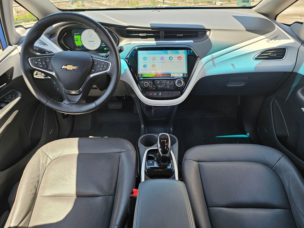 Used 2017 Chevrolet Bolt Premier w/ Driver Confidence II Package FWD image 17