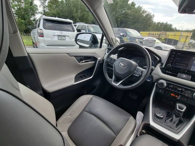 Used 2020 Toyota RAV4 Limited w/ Limited Grade Weather Package AWD/4WD image 7