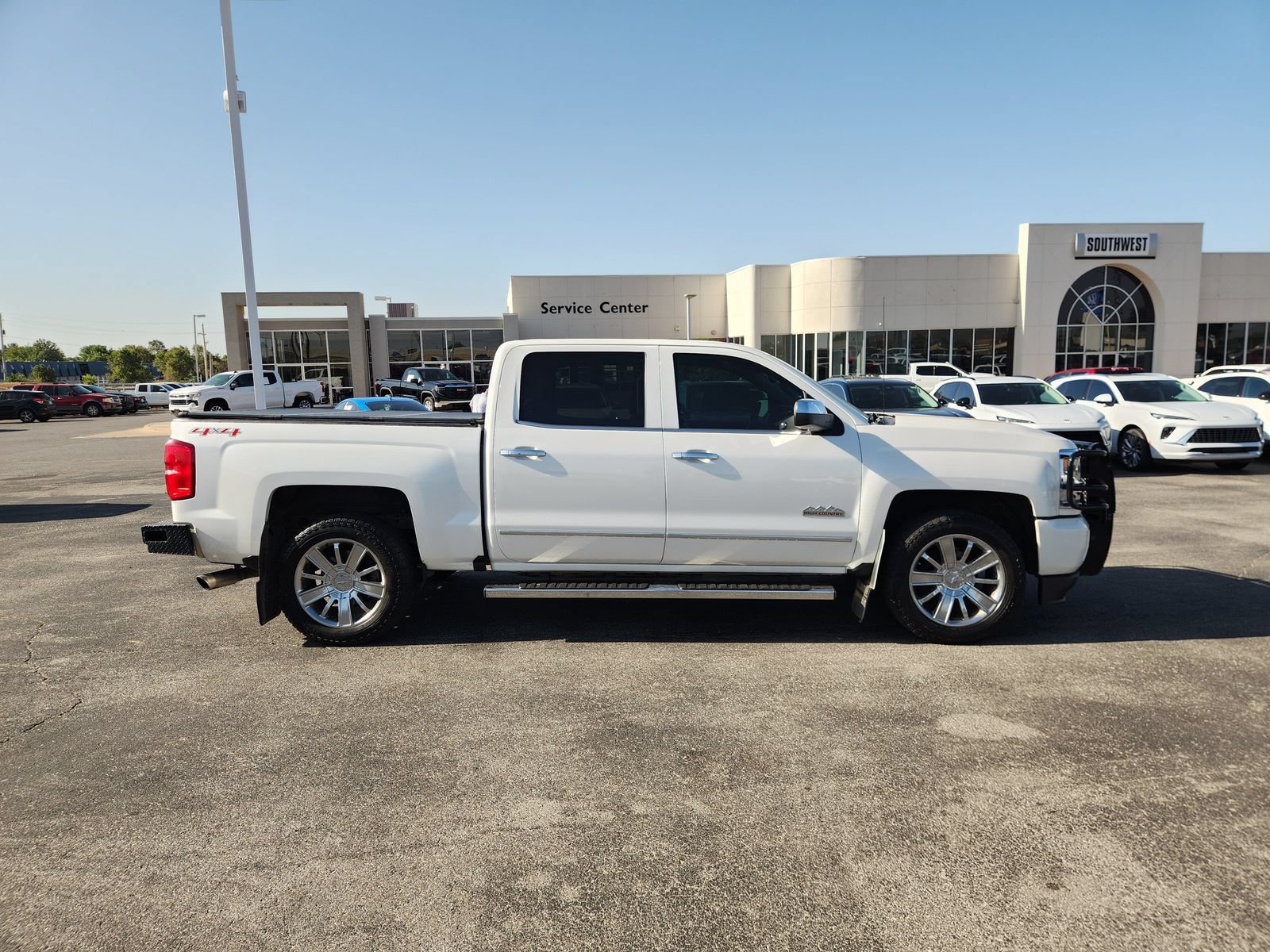 Used 2017 Chevrolet Silverado 1500 High Country AWD/4WD image 7