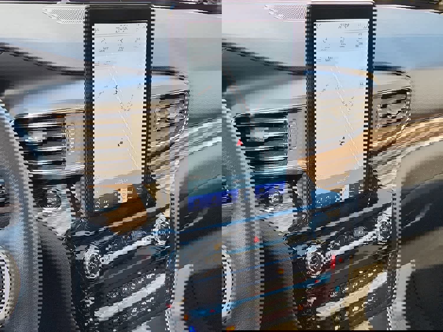 Used 2023 Ford Explorer Limited w/ Hybrid Equipment Group 310A image 16