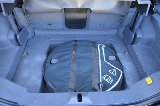 Used 2011 Volvo C70 T5 w/ Convenience Pkg image 38