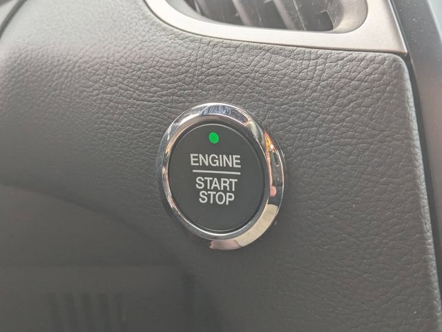 Certified 2022 Ford Edge ST-Line image 18