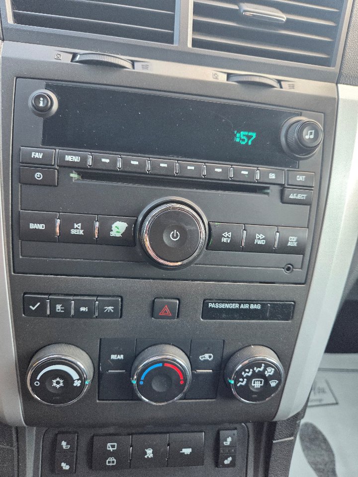 Used 2011 Chevrolet Traverse LT w/ Personal Connectivity Package image 25