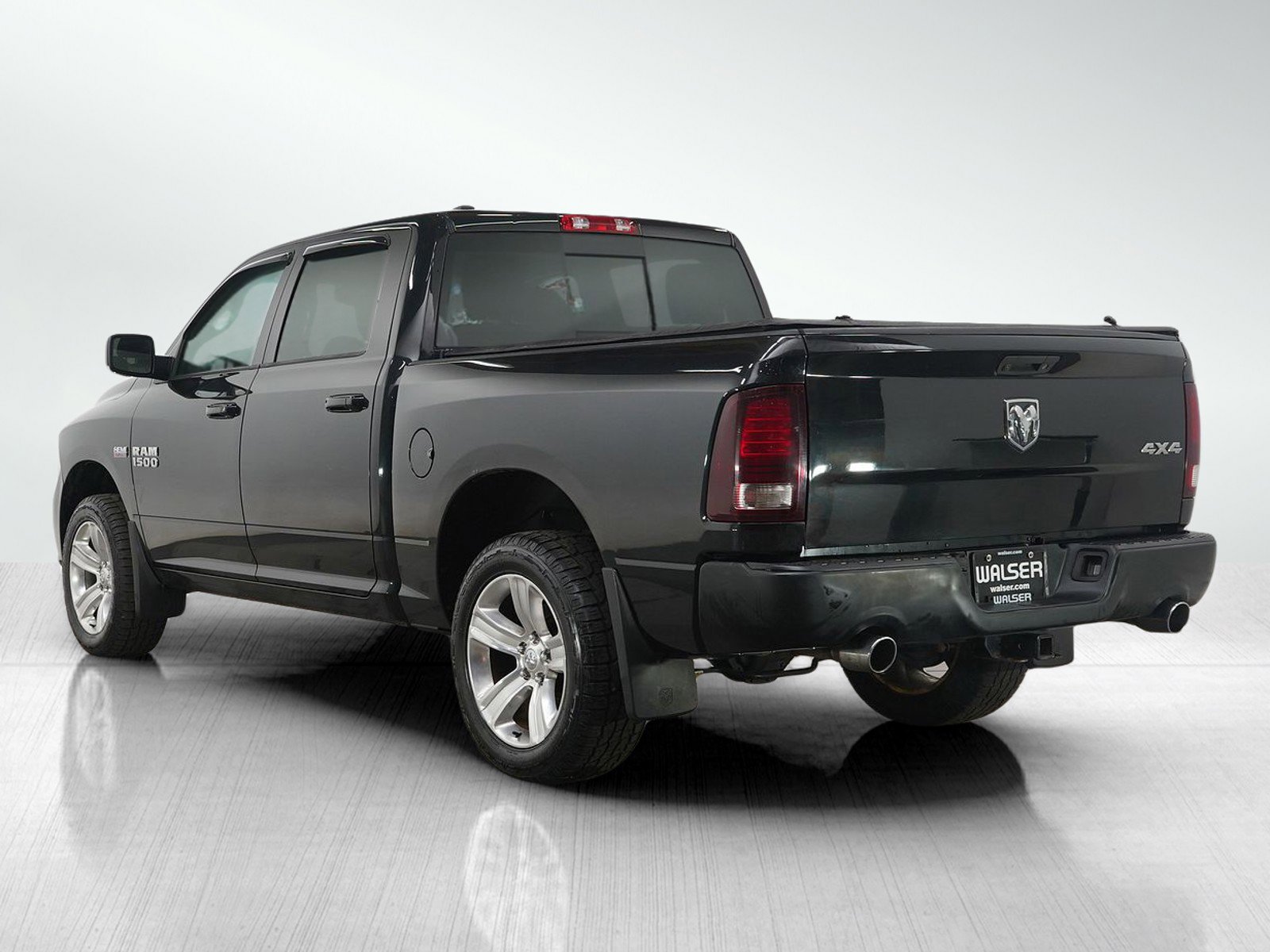 Used 2016 RAM 1500 Sport image 3