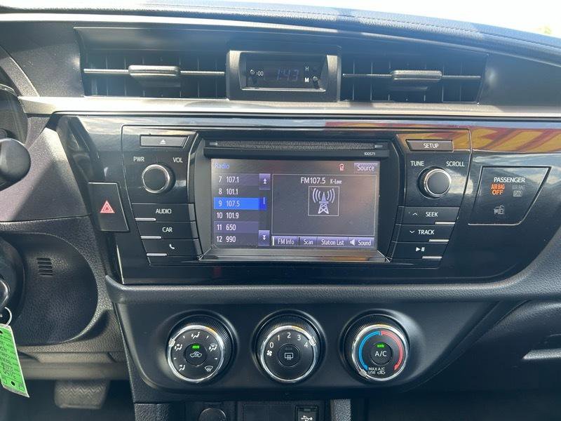Used 2016 Toyota Corolla L FWD image 12