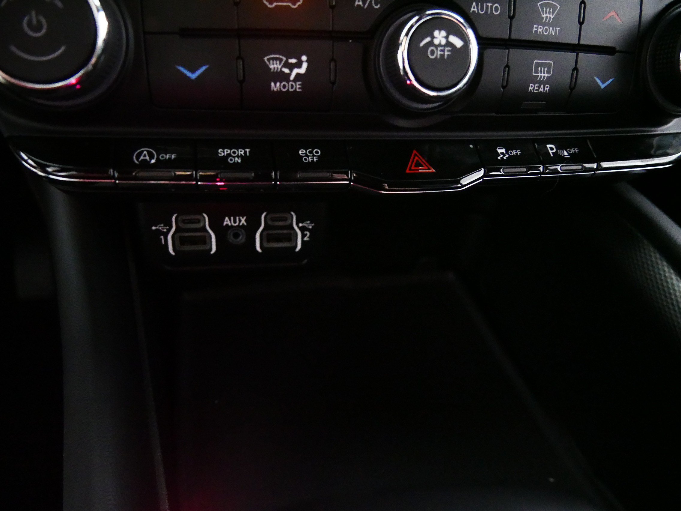 Used 2025 Dodge Durango GT AWD/4WD image 29