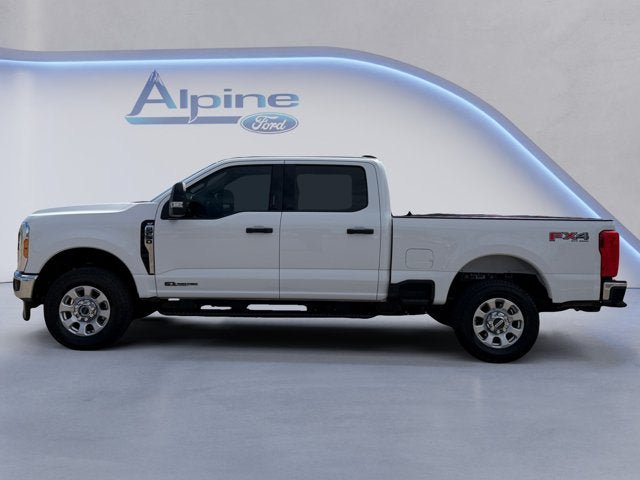 Used 2023 Ford F250 XLT w/ FX4 Off-Road Package AWD/4WD image 2