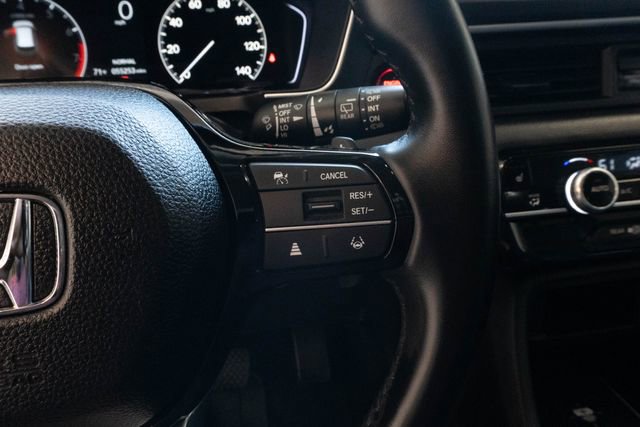 Used 2025 Honda Pilot EX-L image 25