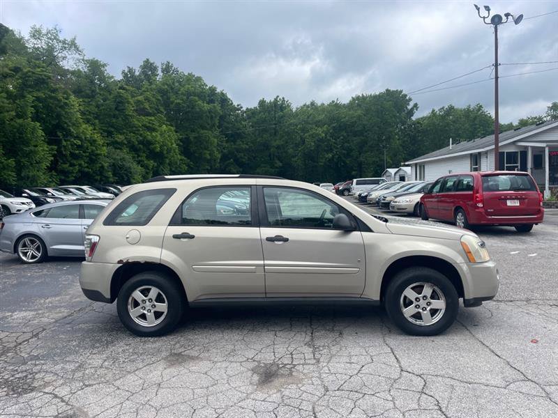Used 2009 Chevrolet Equinox LS AWD/4WD image 4