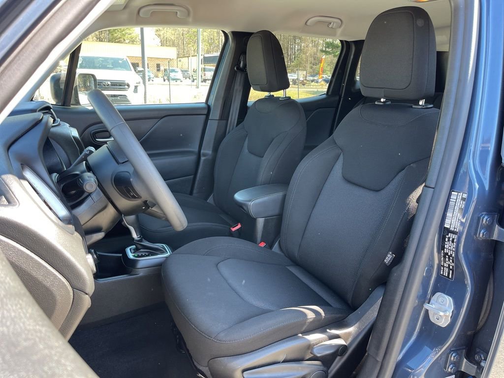 Certified 2023 Jeep Renegade Latitude image 19