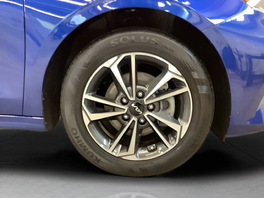 Certified 2024 Kia Forte LXS FWD image 27