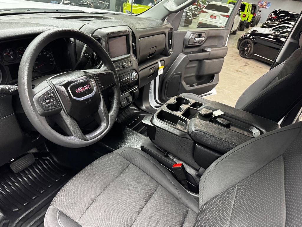 Used 2024 GMC Sierra 2500 Pro image 32