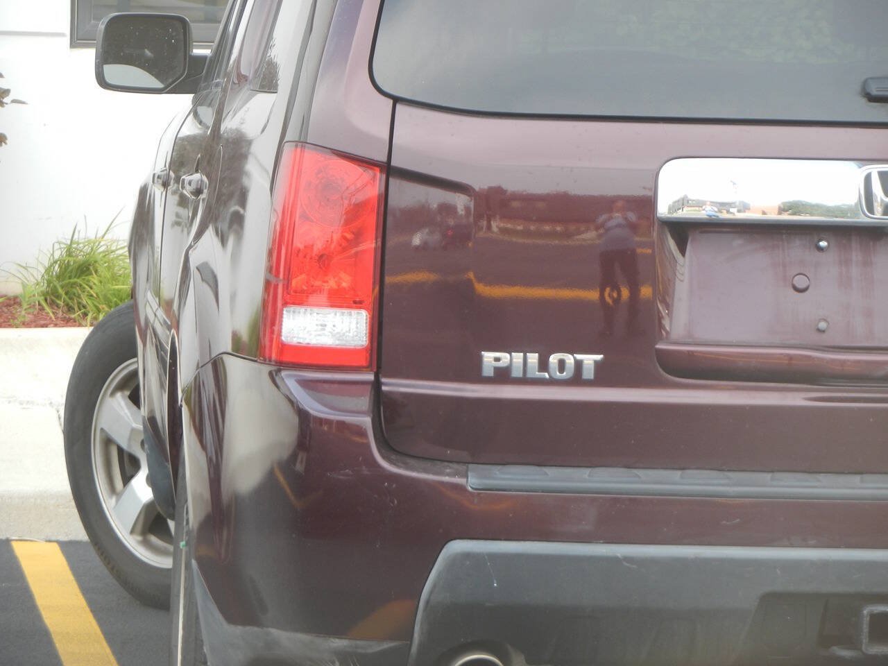 Used 2011 Honda Pilot EX-L image 1