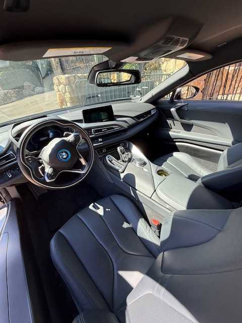 Used 2015 BMW i8 image 21