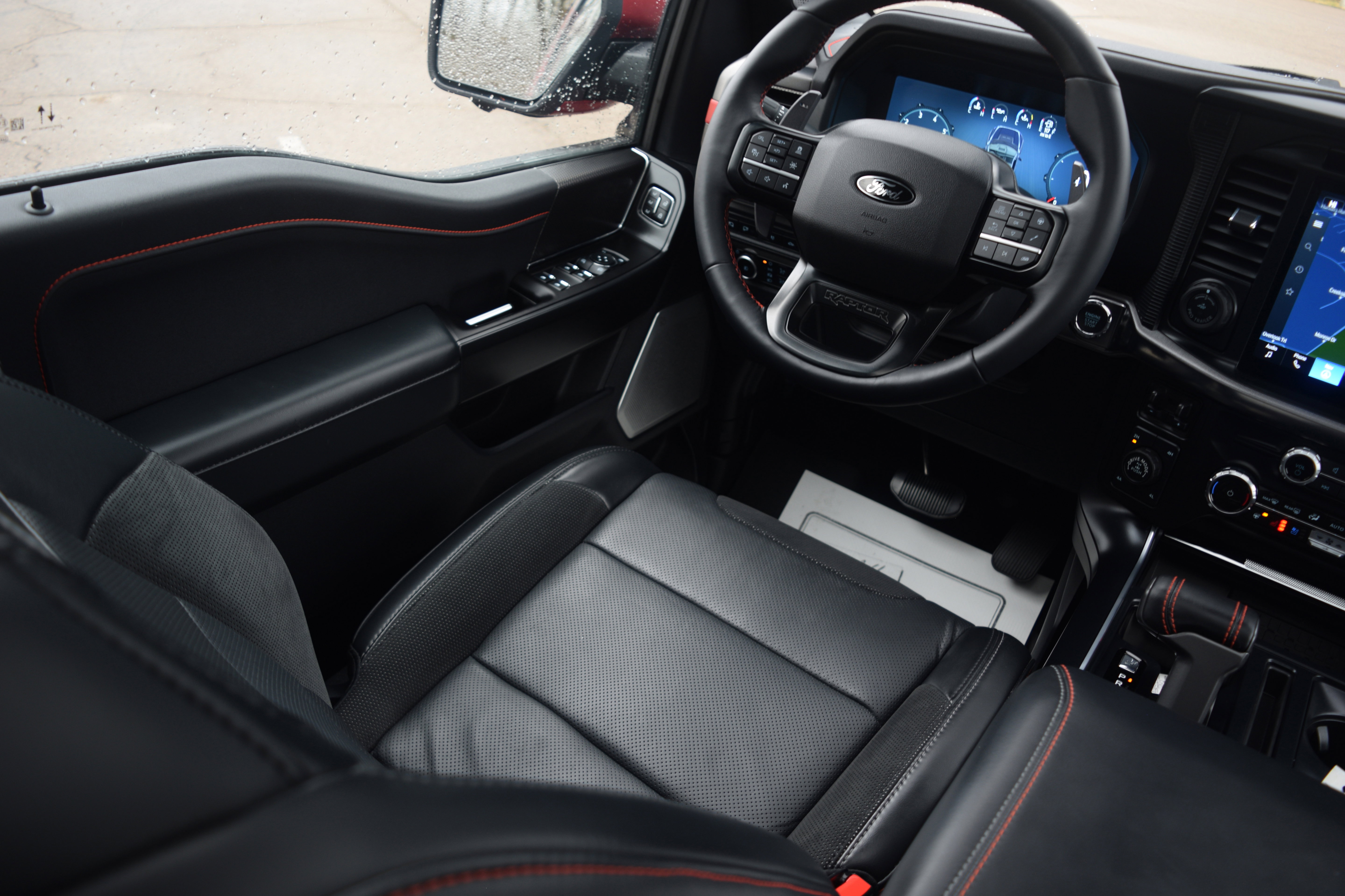 Used 2024 Ford F150 Raptor image 2