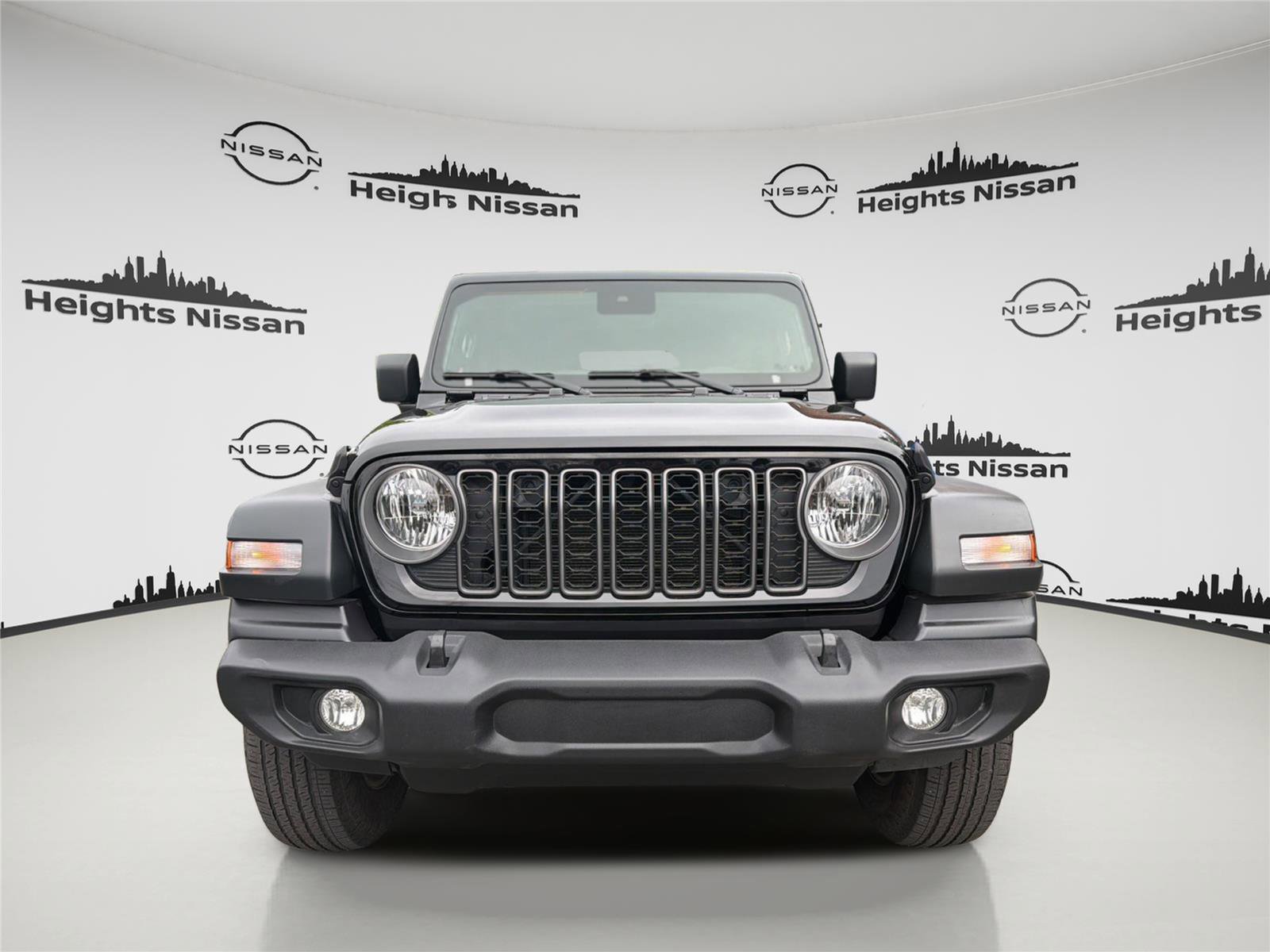 Used 2025 Jeep Wrangler Sport S AWD/4WD image 8