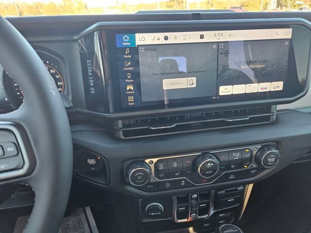 New 2025 Jeep Gladiator Sport image 17