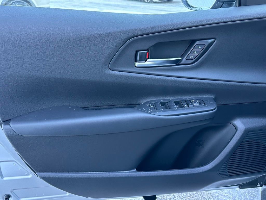 New 2026 Toyota Prius Plug-In Hybrid FWD image 10