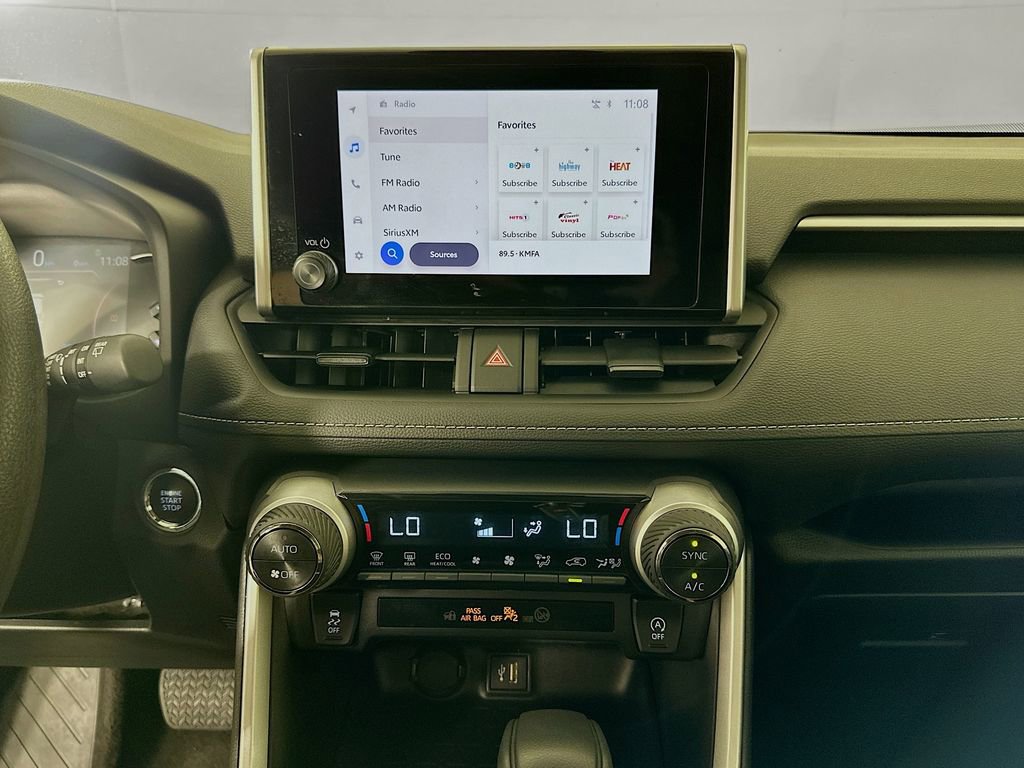 Used 2025 Toyota RAV4 XLE image 14