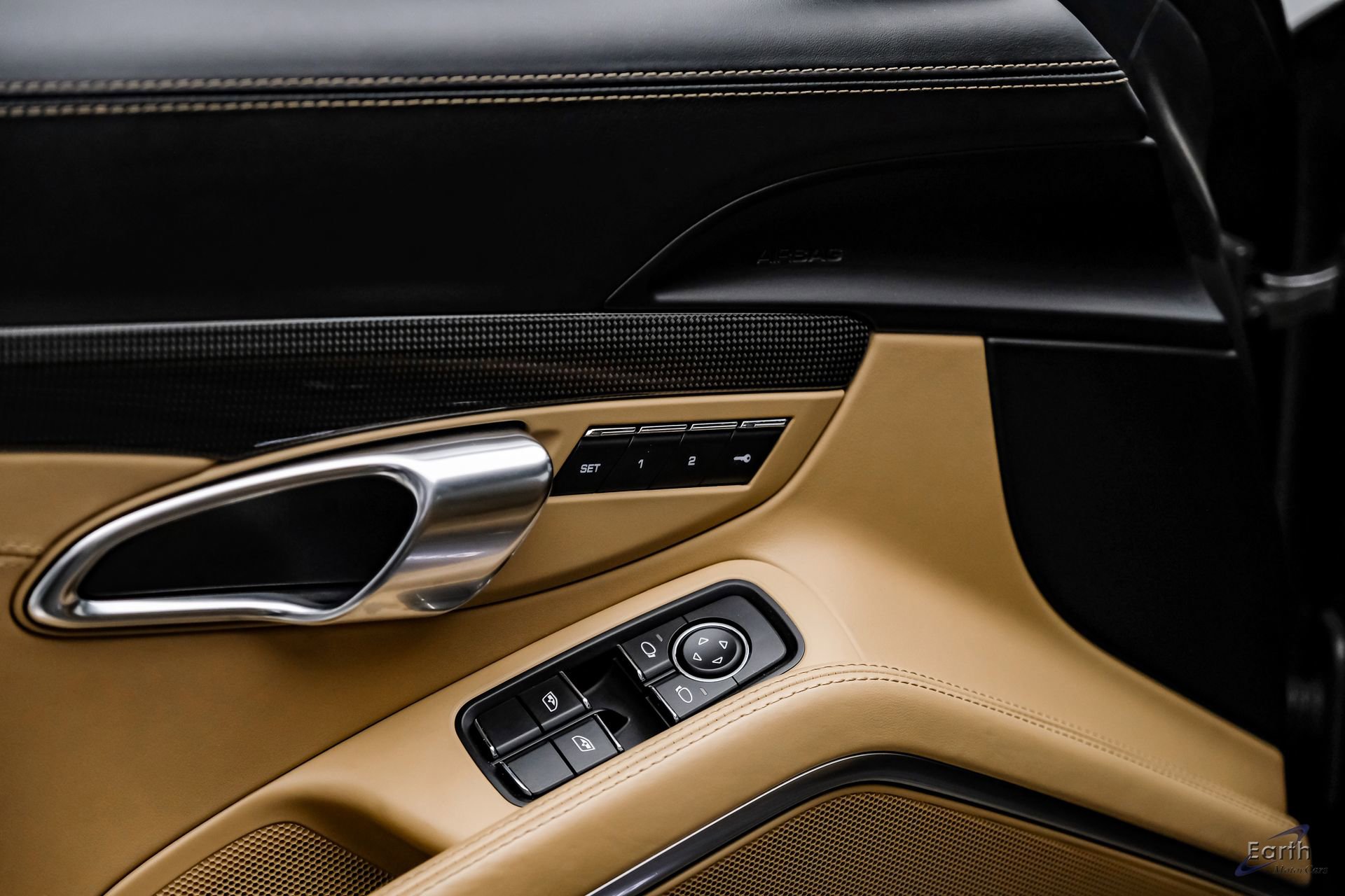 Used 2017 Porsche 911 Turbo image 88