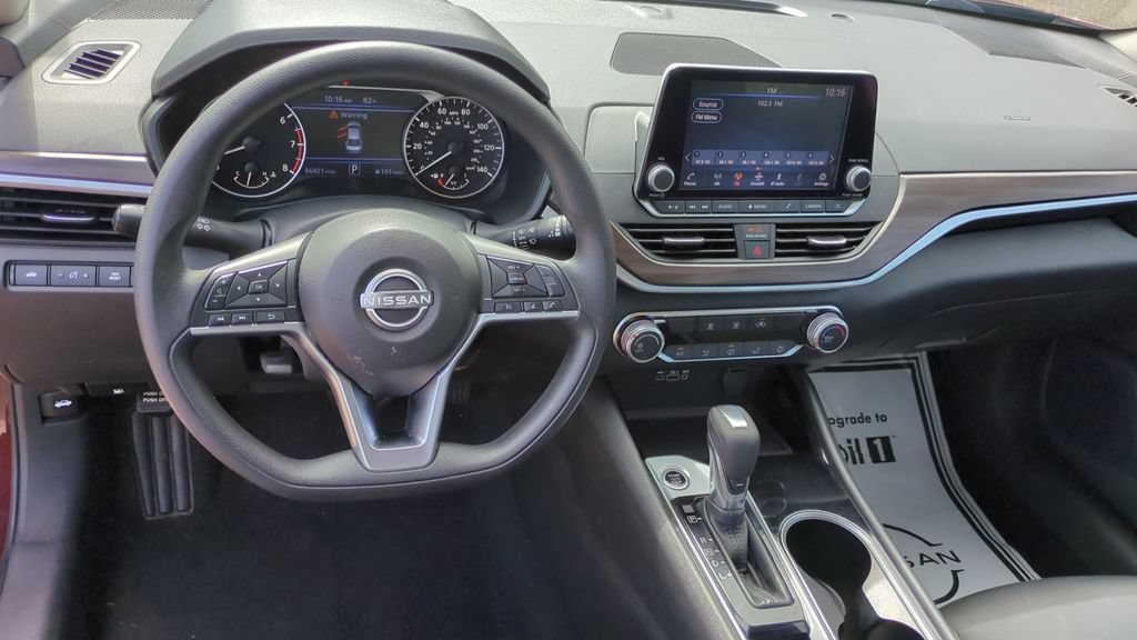 Used 2024 Nissan Altima 2.5 SV FWD image 16