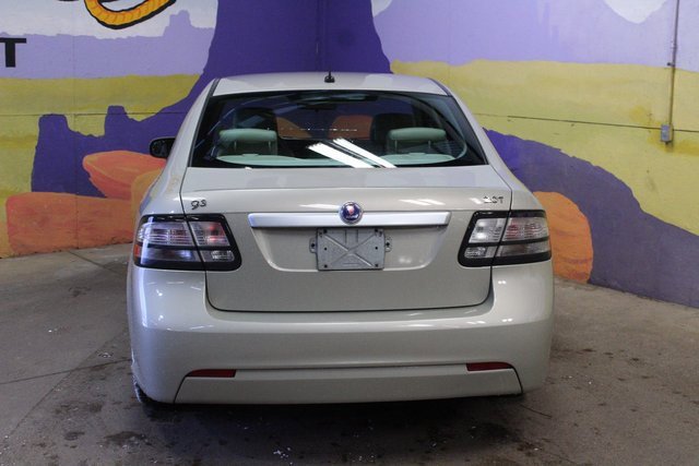 Used 2008 Saab 9-3 2.0T w/ Moonroof Package image 7