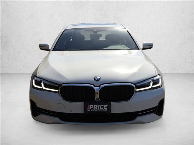 Used 2021 BMW 530i xDrive w/ Convenience Package AWD/4WD image 3