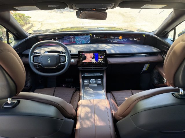 New 2026 Lincoln Nautilus Reserve AWD/4WD image 21